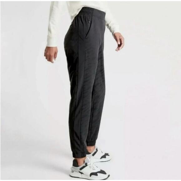 Athleta Brooklyn Textured Jogger Pants Women’s 6 Black Athleisure Casual Neutral - Picture 2 of 10